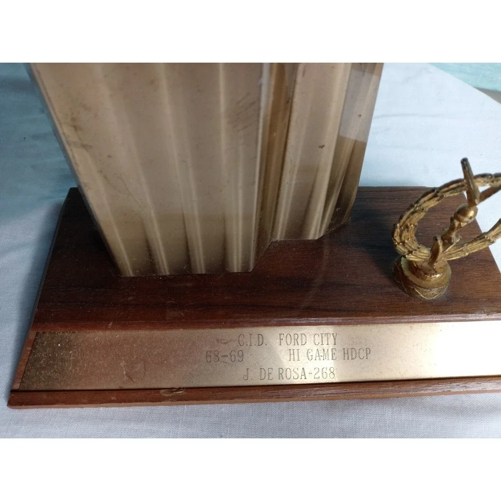 C.I.D‎ Ford City Bowling Trophy 1968-69 W/BPA Chicago Sun Times Patch 1969-70